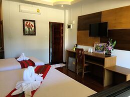 Hugpua Hotel