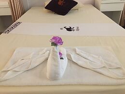 Hugpua Hotel