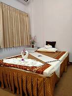 Hugpua Hotel
