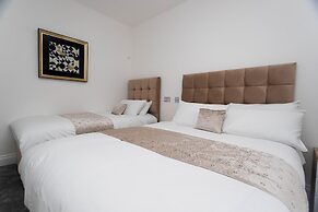 The Avenue Apartments