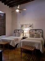 Hotel Hostal El Farol
