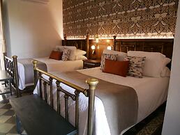 Hotel Hostal El Farol