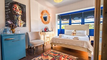 Lulu Inn Çeşme