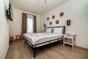 Cemal Alaçatı Hotel