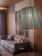 Oakridge Hotel & Spa