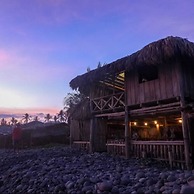 Pelicano Surf Camp