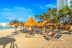 Krystal Grand Cancun All Inclusive