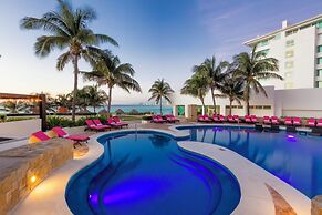 Krystal Grand Cancun All Inclusive