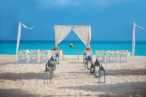 Krystal Grand Cancun All Inclusive