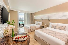 Krystal Grand Cancun All Inclusive
