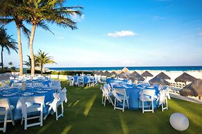 Krystal Grand Cancun All Inclusive