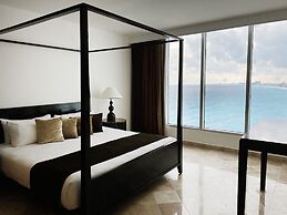 Krystal Grand Cancun All Inclusive