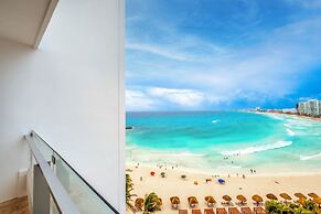 Krystal Grand Cancun All Inclusive