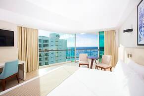 Krystal Grand Cancun All Inclusive