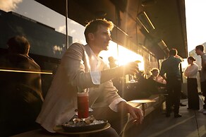 Quincy Hotel Melbourne