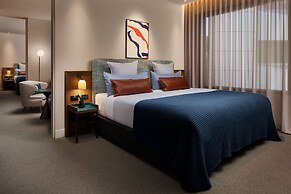 Next Hotel Melbourne, Curio Collection by Hilton