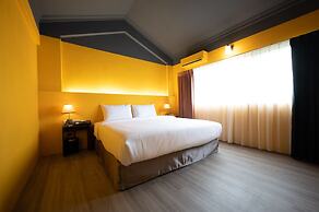 Yilan East Hotel