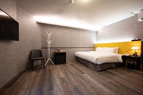Yilan East Hotel