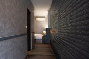 Yilan East Hotel