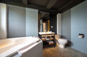 Yilan East Hotel