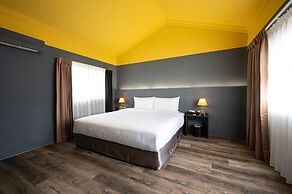 Yilan East Hotel