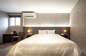 Yilan East Hotel