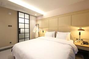 Brown Dot Hotel Busan Sajik Stadium