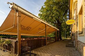 Hotel Čertousy