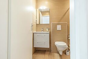 Modern Apartment Wiener Stadthalle 1