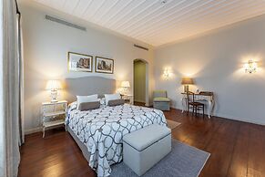 RuinAdalia Hotel