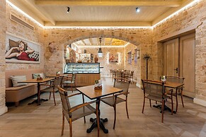 RuinAdalia Hotel