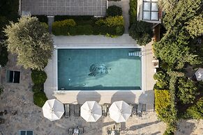 RuinAdalia Hotel
