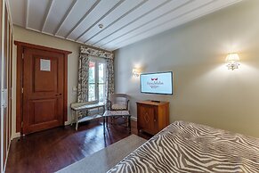 RuinAdalia Hotel