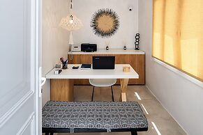 Hill Suites