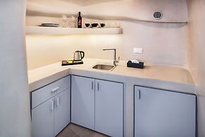 Hill Suites