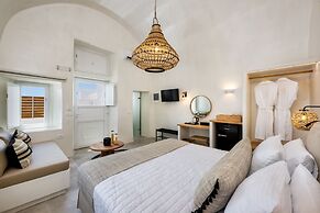 Hill Suites