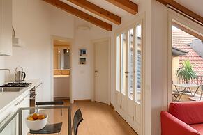 dHomes - Apartments and Rooms