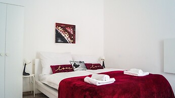Modern Apartment Wiener Stadthalle 2