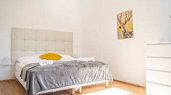 Shared Modern Apartment Schönbrunn - Budget Chic Room