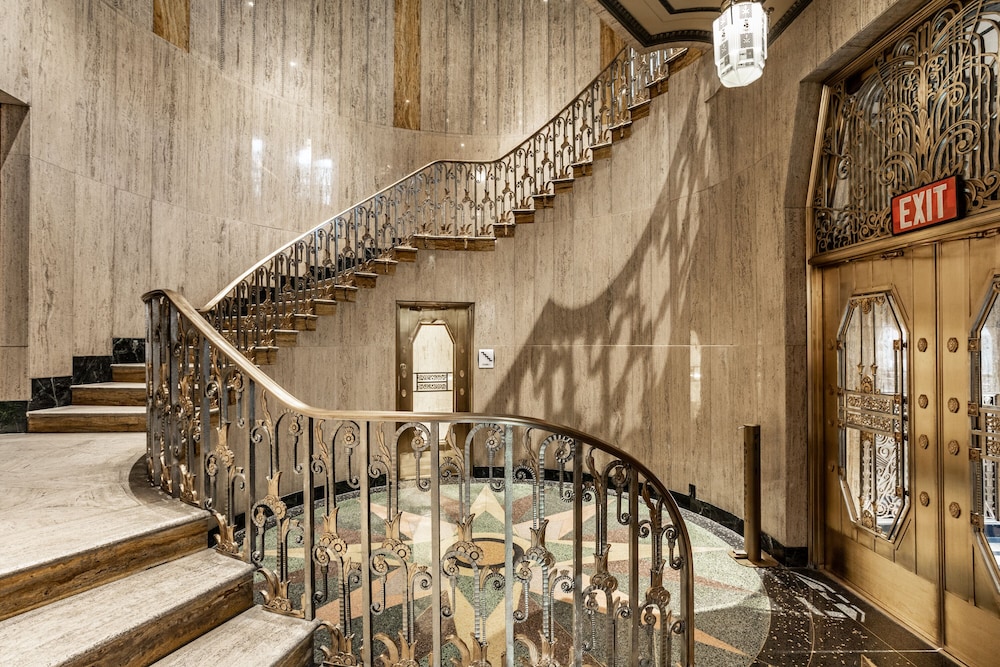 Bottleworks Hotel