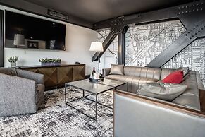 Bottleworks Hotel