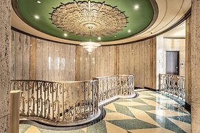 Bottleworks Hotel