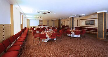Vardaan Hotels - PatniTop