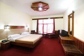 Vardaan Hotels - PatniTop