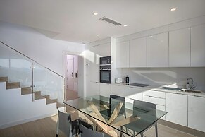 Blue Line Apartment Hotel