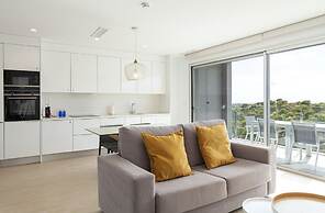 Blue Line Apartment Hotel