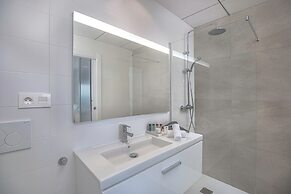 Blue Line Apartment Hotel