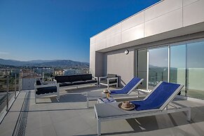 Blue Line Apartment Hotel
