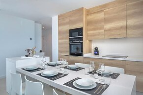 Blue Line Apartment Hotel
