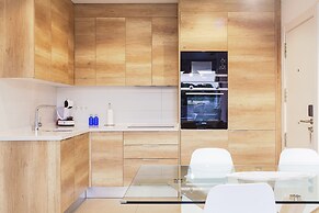Blue Line Apartment Hotel